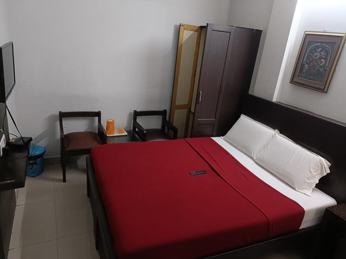 Sun City Madras Buitenkant foto